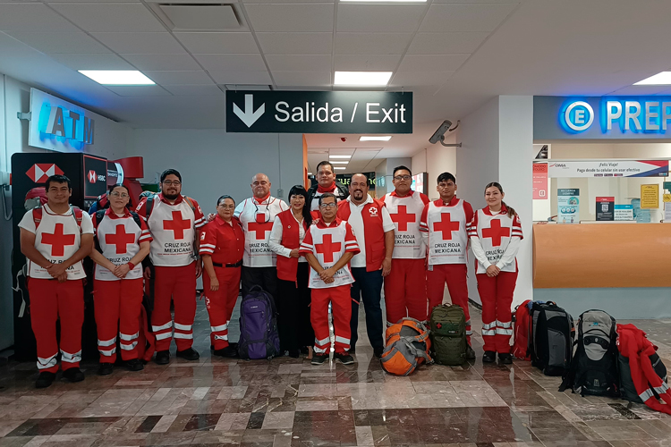 Viajan voluntarios de Cruz Roja Mexicana Tamaulipas para ayudar en Acapulco
