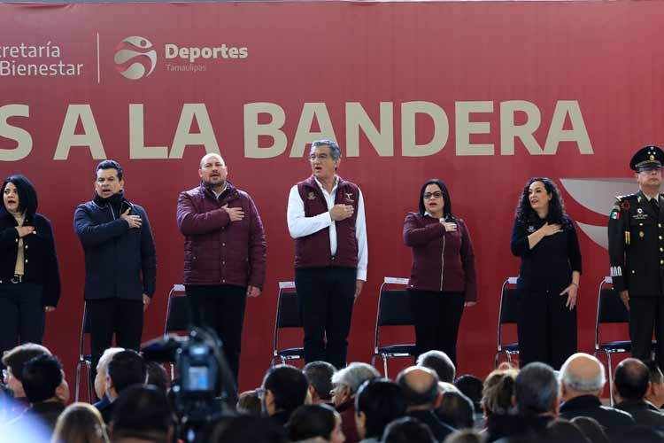 Entregó Alcalde Carlos Peña Ortiz Becas Municipales a jóvenes en Reynosa