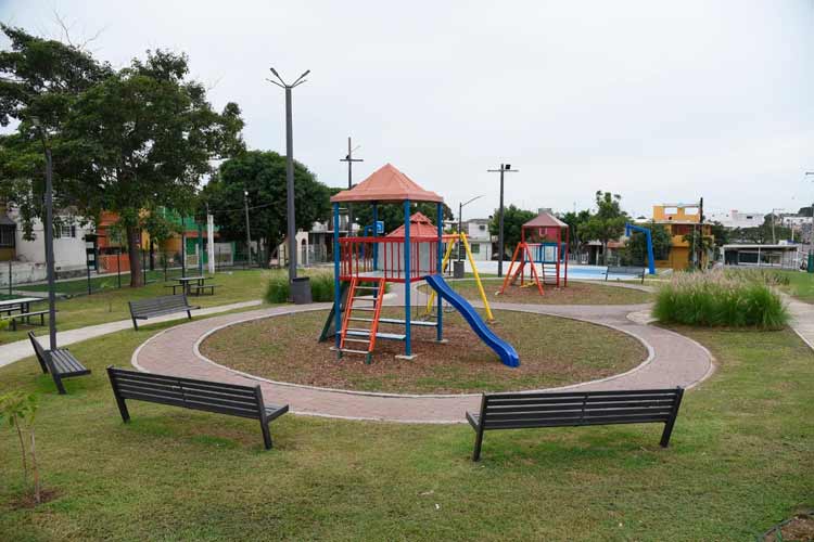 Moderniza Chucho Nader Parques Recreativos en Diversos Sectores de Tampico