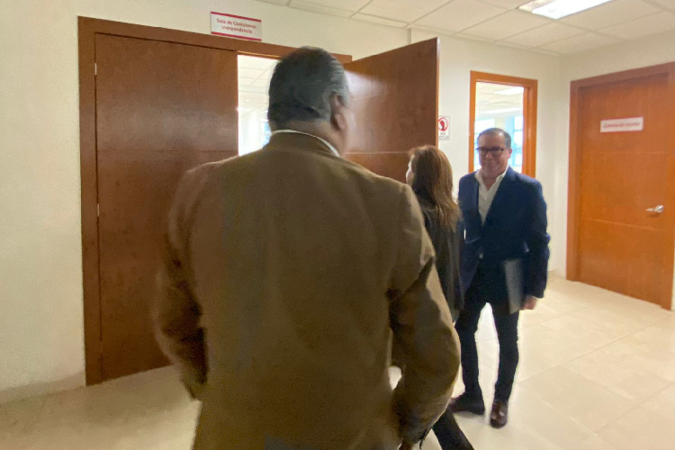 Con orden federal Espino inicia entrega de la ASE