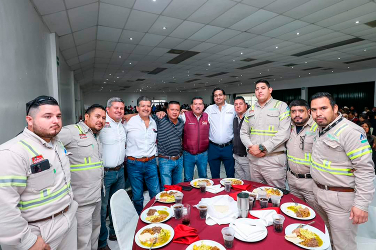 Suman líderes sindicales esfuerzo con Gobierno de Carlos Peña Ortiz