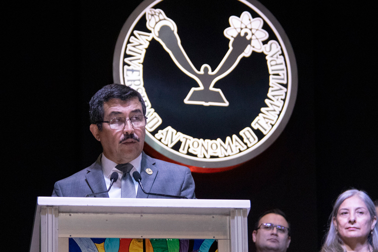 “Iniciamos juntos una nueva dinámica universitaria para trascender”: Dámaso Anaya
