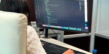 A sus 19 años, Giselth Robledo logra primer lugar en Curso de Formación Inicial de la Guardia Estatal
