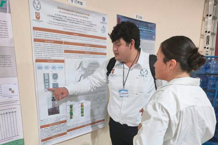 Estudiante de la UAT destaca en encuentro sobre optoelectrónica