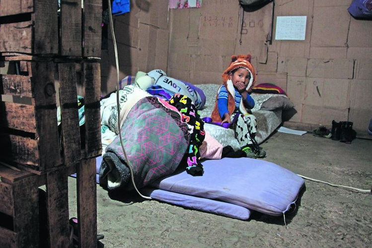Rescatan a 31 migrantes secuestrados en Tamaulipas LA CAMBIAS CABEZA Localizan a 31 migrantes secuestrados en Tamaulipas