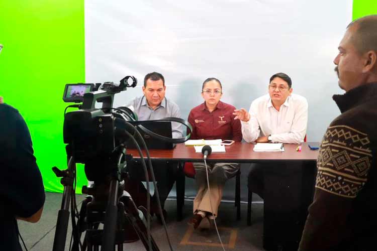Se capacitan directores sobre el uso de las plataformas del SIIE