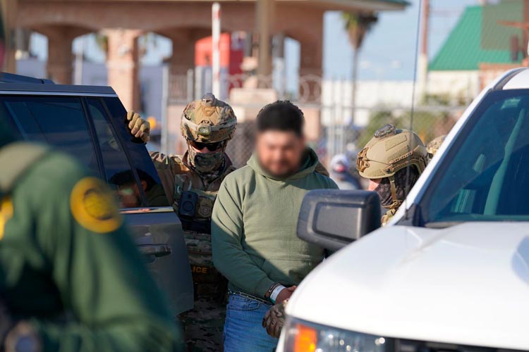 Confirman extradición de ex Policía por masacre de Camargo