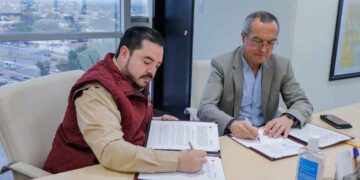 Brindan Becas Municipales del Gobierno de Carlos Peña Ortiz más oportunidades de estudio