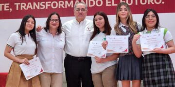 Alumnas destacadas de CONALEP Matamoros comparten su experiencia en evento internacional de ciencia
