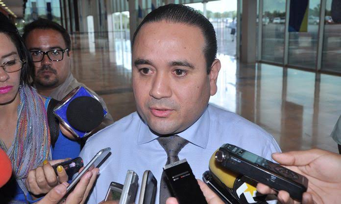 Eduardo Martínez Bermea deja IMSS Bienestar