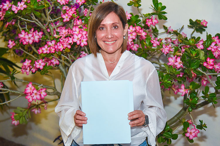 Se Registra Rosa González Azcarraga a la Alcaldía de Tampico ante el IETAM