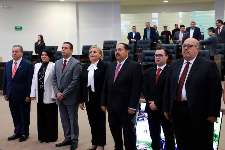 Llega nueva camada de Diputados suplentes al Congreso del Estado