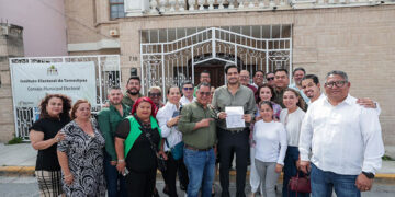 Recibe Carlos Peña Constancia del IETAM y sale a campaña en Reynosa