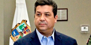 Comisión del INE propone negar registro a Cabeza de Vaca