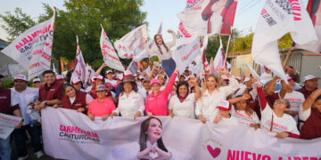 Respaldan vecinos de la colonia INFONAVIT proyecto de Carmen Lilia Canturosas y Ana Laura Huerta