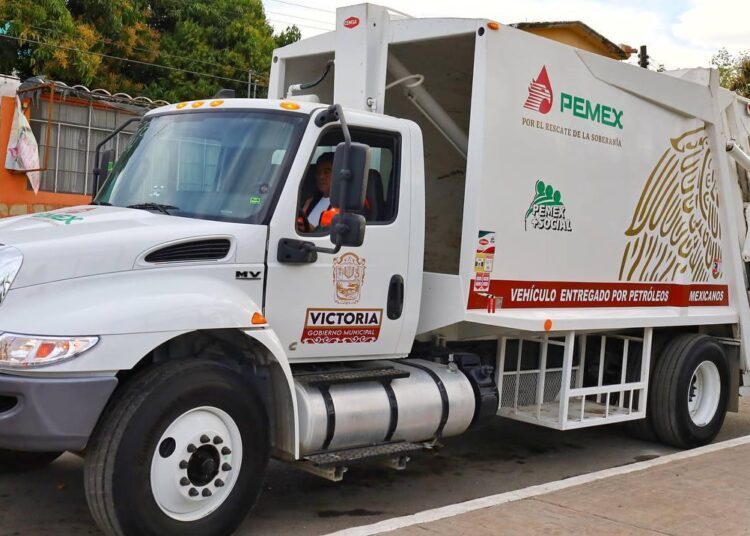 Ajustan horarios de recolección de basura por trabajadores