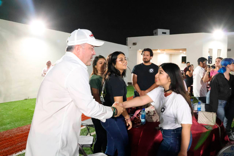 Seré su aliado en el Congreso: Canturosas a Jóvenes