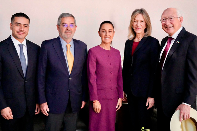 Sheinbaum pide calma a inversionistas