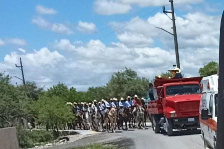 Guardia Estatal brinda seguridad durante celebración del 407 aniversario de la fundación de Jaumave