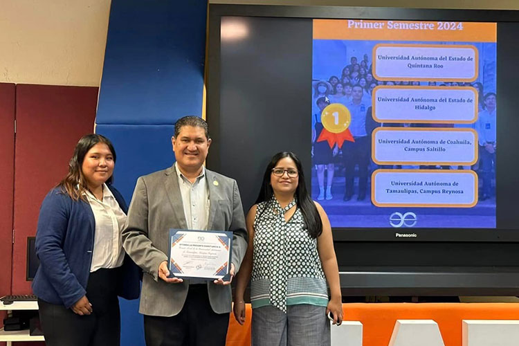 Estudiantes de economía de la UAT reciben reconocimiento nacional