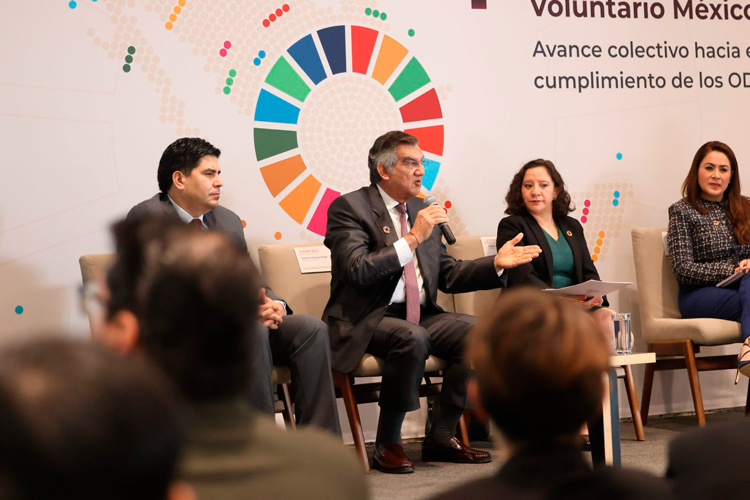 Recibe DIF Tampico Importante Donativo de Constructores de la CMIC