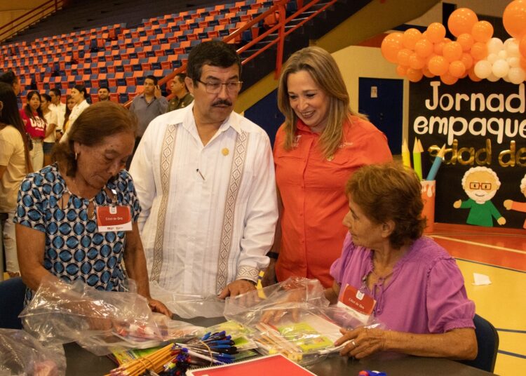 Suma la UAT esfuerzos para apoyar con útiles escolares a estudiantes del sector rural