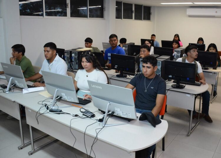 Cuenta la UAT con mejores instalaciones para la educación integral de sus estudiantes