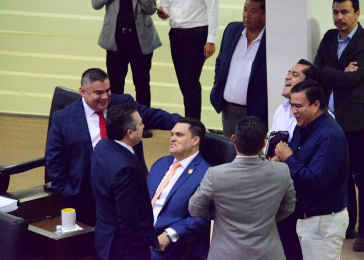 Aprueban Reforma Judicial entre reclamos de oposición y Morena