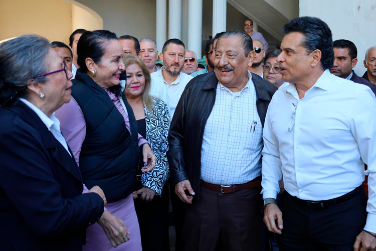 Plantea Mónica Villarreal Apoyos para Despicadoras