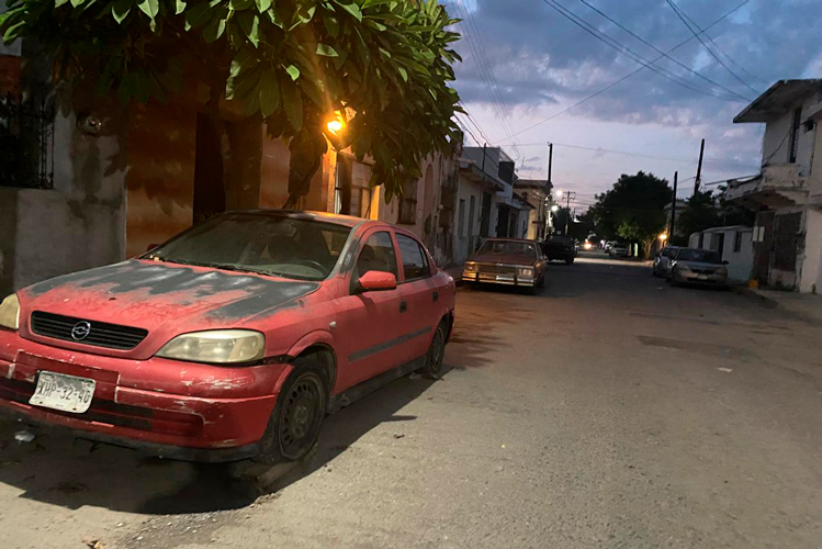 ‘Levantarán’ autos abandonados en la calle; dan facultad a Ayuntamientos