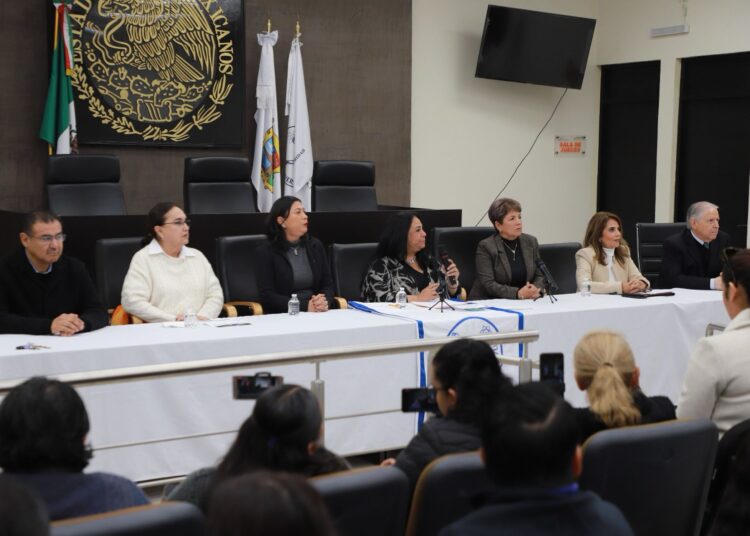 La UAT y el Colegio de Notarios de Nuevo Laredo fortalecen la formación de estudiantes