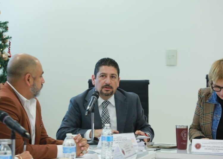 La UAT y el Colegio de Notarios de Nuevo Laredo fortalecen la formación de estudiantes