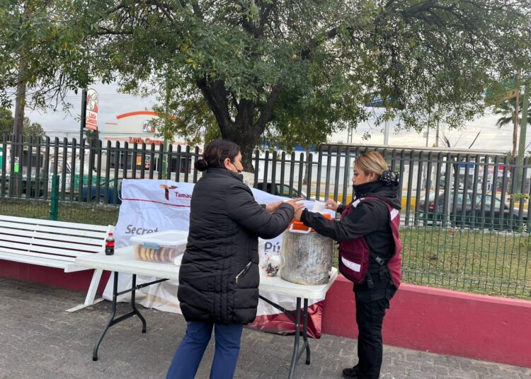 Guardia Estatal de Género apoya a familias viajeras y en el Hospital Infantil ante bajas temperaturas