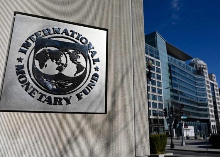 Mejora FMI pronóstico de crecimiento de México de 1.3 a 1.4% en 2025