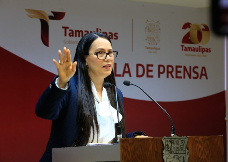 Contraloría denuncia ante FGR y Fiscalía Anticorrupción a ex funcionarios