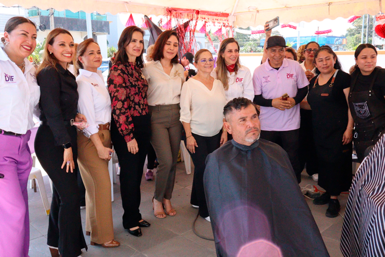 Gobierno de Patty Chío hace región con el DIF