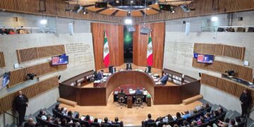 TEPJF ordena al INE fijar topes de gastos diferenciados