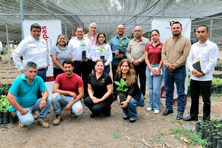 Reconoce la UAT liderazgo logístico y Comercial de Nuevo Laredo