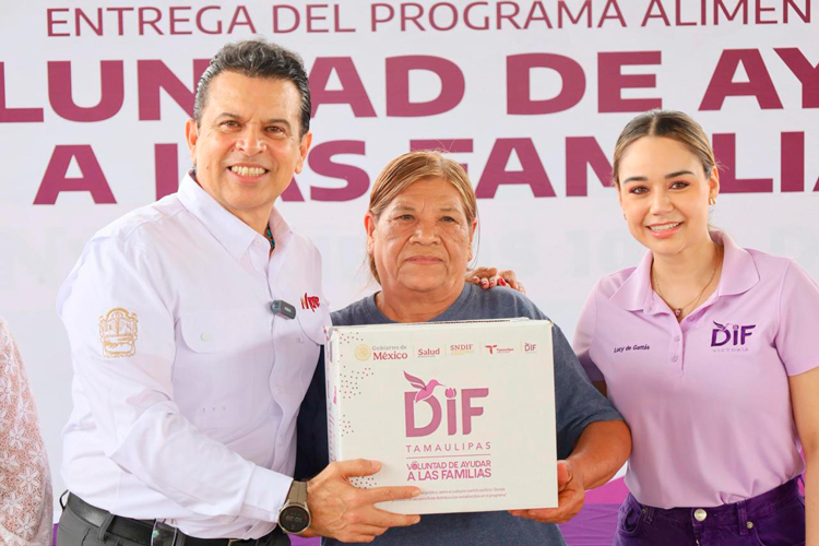 Benefician Lucy y Lalo a familias de La Misión
