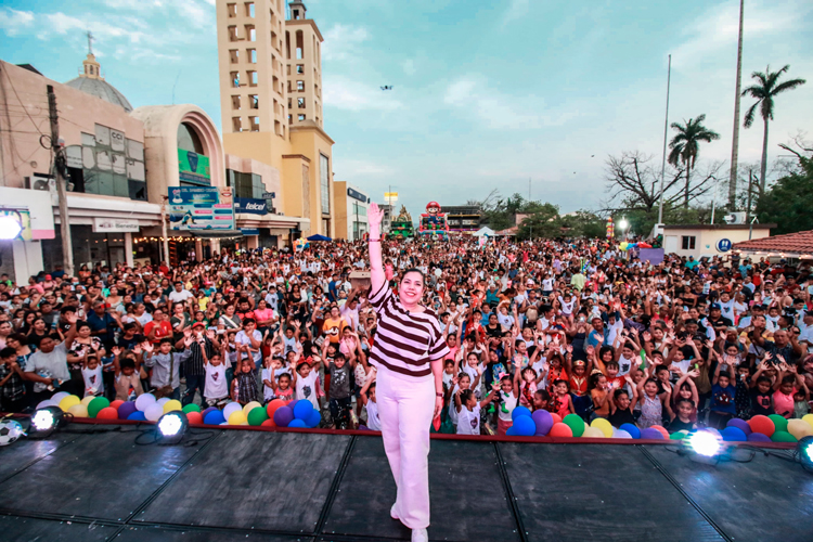 Festejan a lo grande con Patty Chío niños y niñas de El Mante