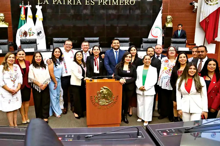 El Senado acumula adeudos laborales