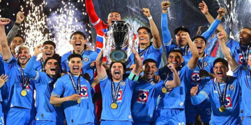 Cruz Azul da la cara por México; Campeón de Concacaf Champions