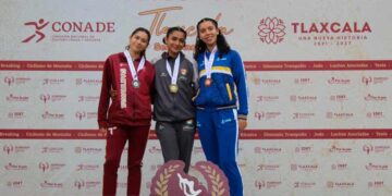 Imparte Mariana ‘Barbie’ Juárez plática a atletas tamaulipecos
