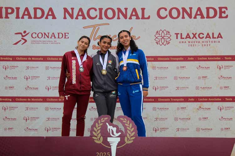 Imparte Mariana ‘Barbie’ Juárez plática a atletas tamaulipecos