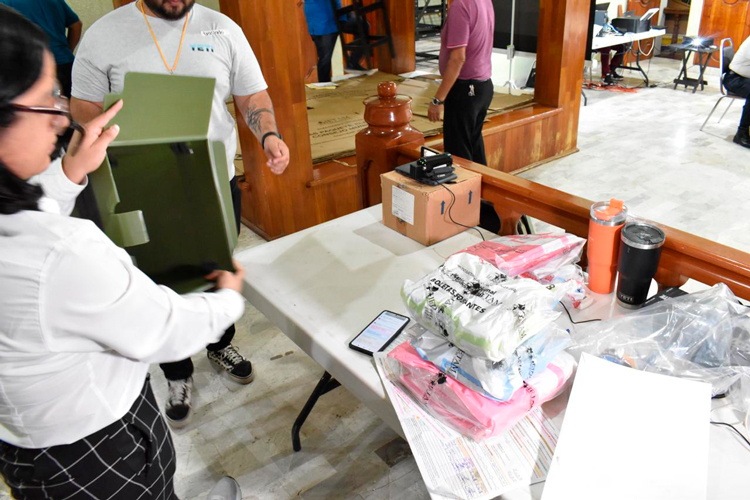 Elección judicial sin incidentes en traslado de paquetes electorales