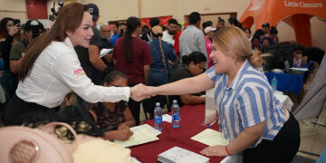 Acude más de 2 mil ciudadanos a feria del empleo en Nuevo Laredo