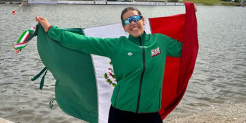 Reconoce Cabildo trayectoria de la Mtra. Lupita Perea Almanza