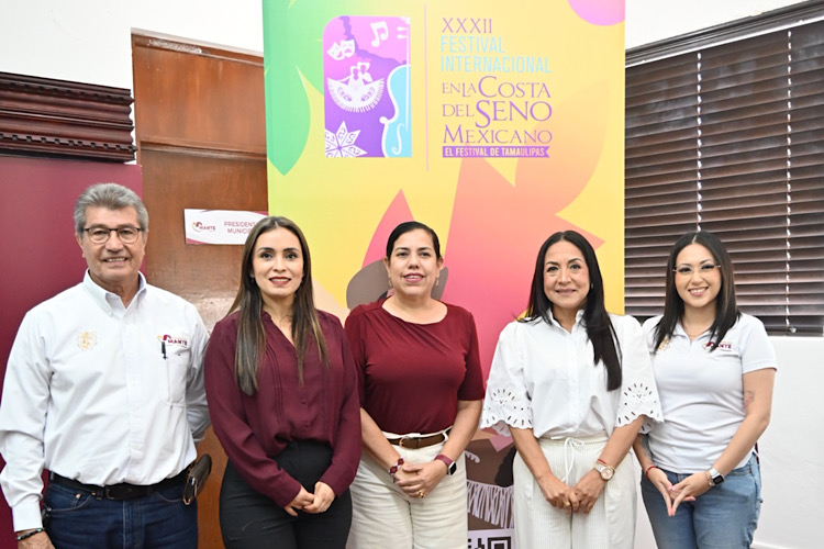 Presenta Patty Chío Cartelera del Festival Internacional En la Costa del Seno Mexicano