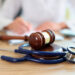 Quejas por citas lejanas y malos tratos dominan en Arbitraje Médico