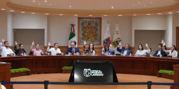 Cabildo aprueba donación de obra de arte que enriquece el acervo cultural de Nuevo Laredo